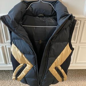Like new! Worn once! Goldberg quilted puffy vest size 4